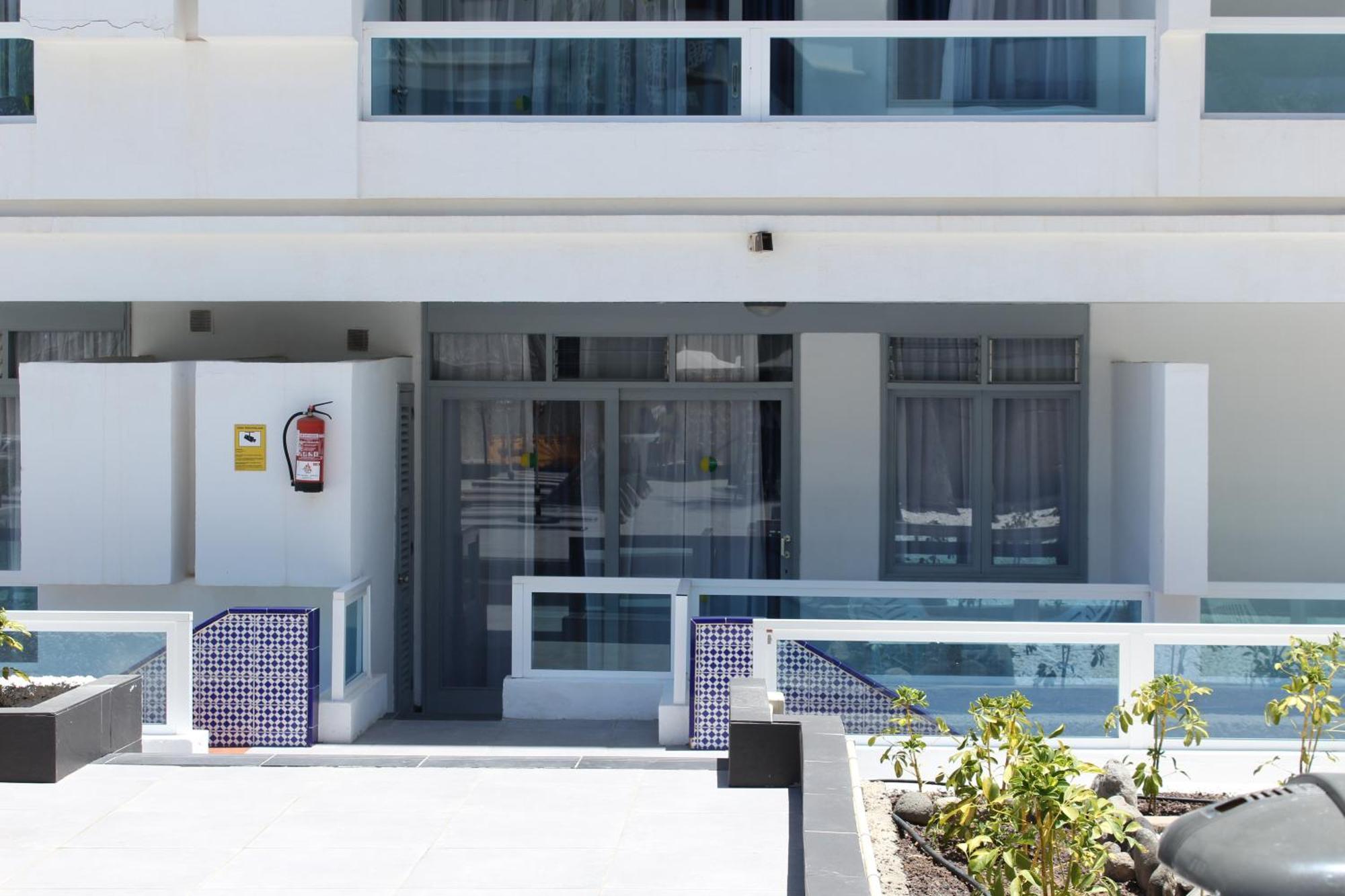 פלאייה דל אינגלז Apartamentos Fayna מראה חיצוני תמונה