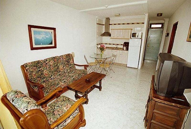 פלאייה דל אינגלז Apartamentos Fayna מראה חיצוני תמונה